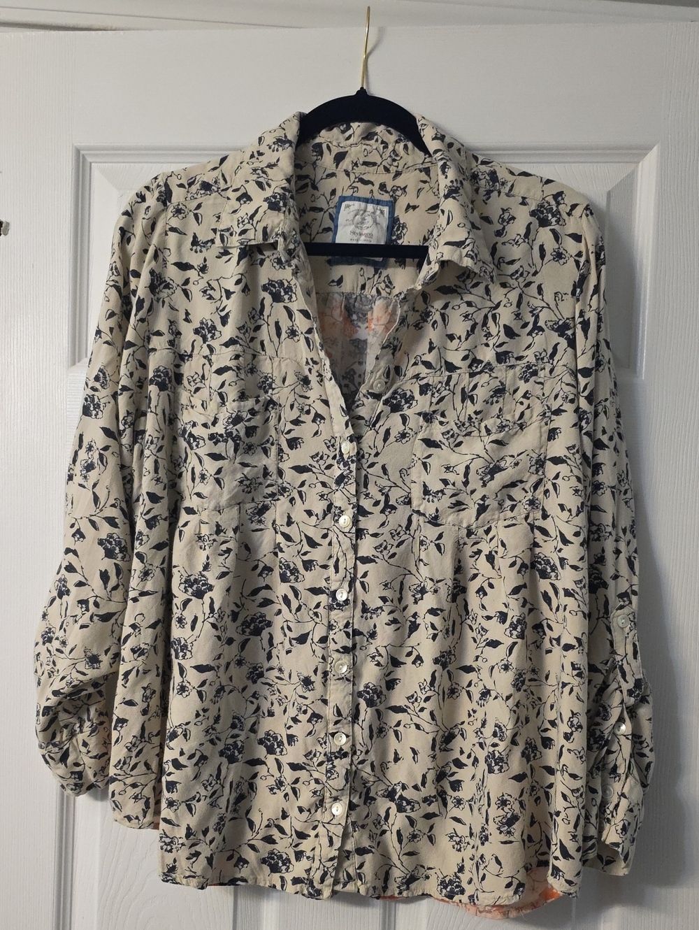 Womens Style And Co. Classic Beige Floral Print Ling Sleeve Shirt